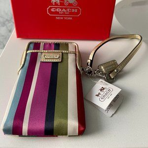 Coach - small wristlet, with card/cash slots